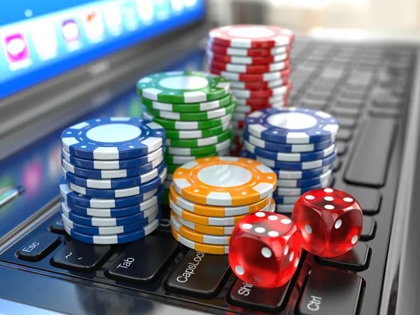 Togel 4D bet type selection interface showing straight, permutation, and combination options